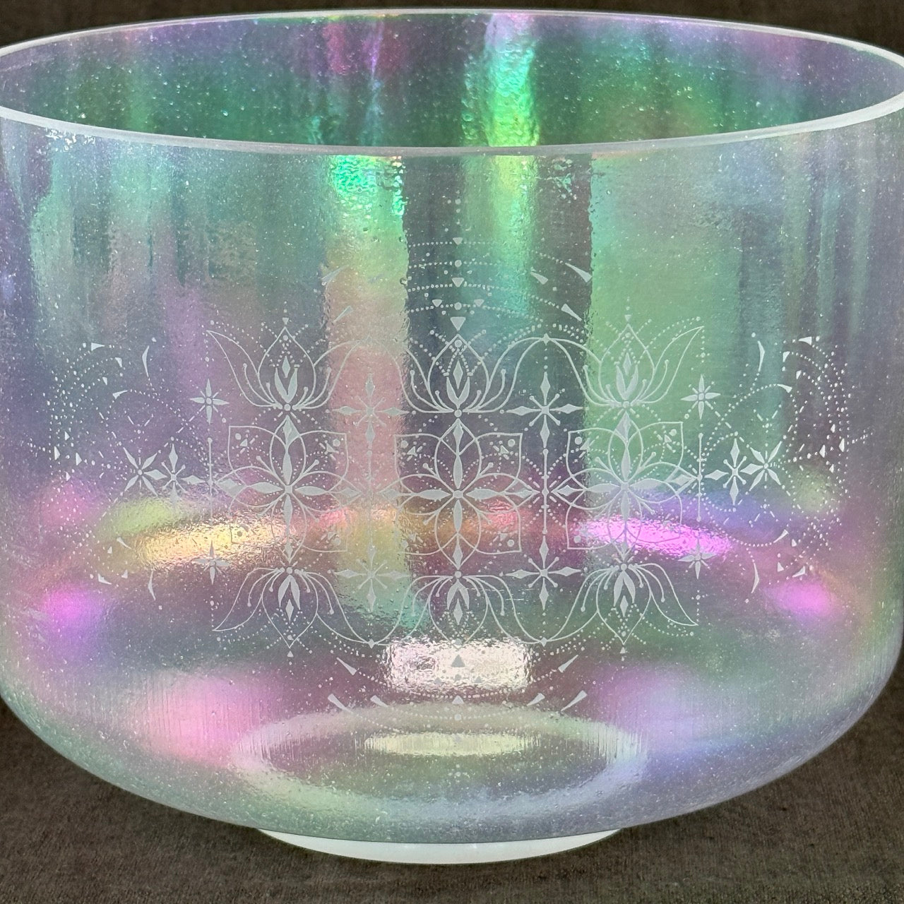 10" B-25 Platinum Aliya Alchemy™ Crystal Bowl Etching View