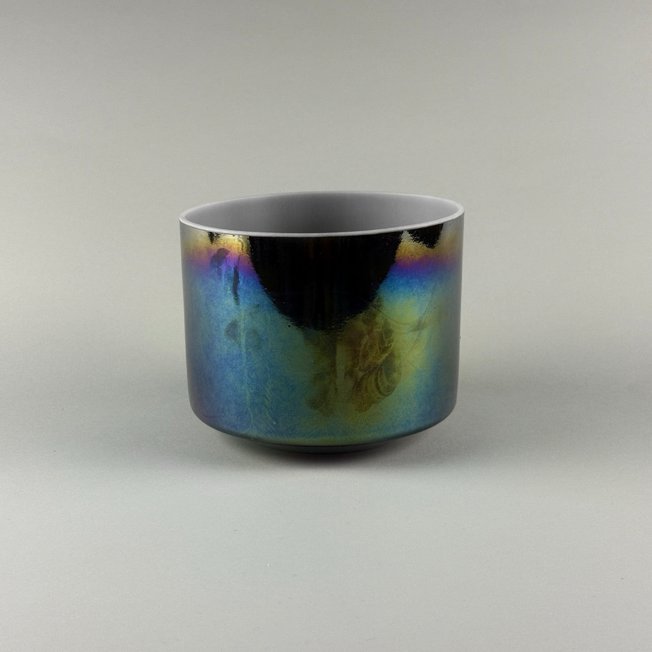 7” B-45 Charcoal, Platinum Alchemy™ Crystal Bowl (Side View)