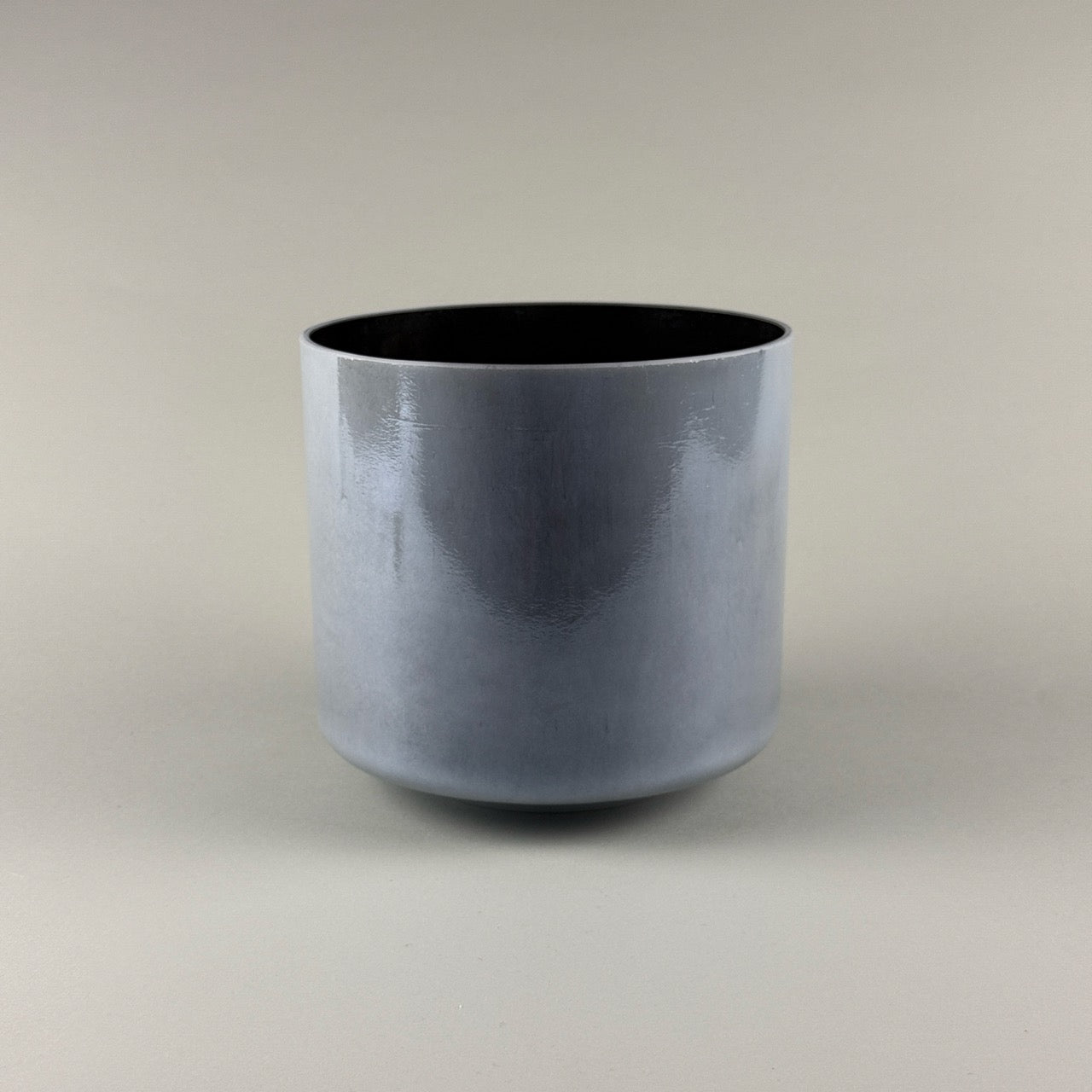 7” F