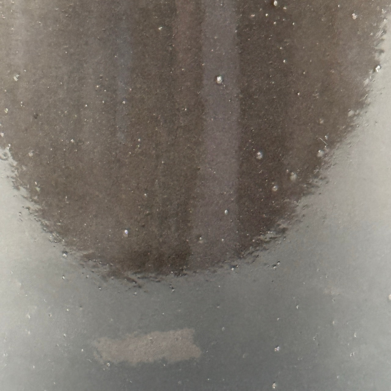 9” B+20 Charcoal Alchemy™ Crystal Bowl (Colour Close Up)