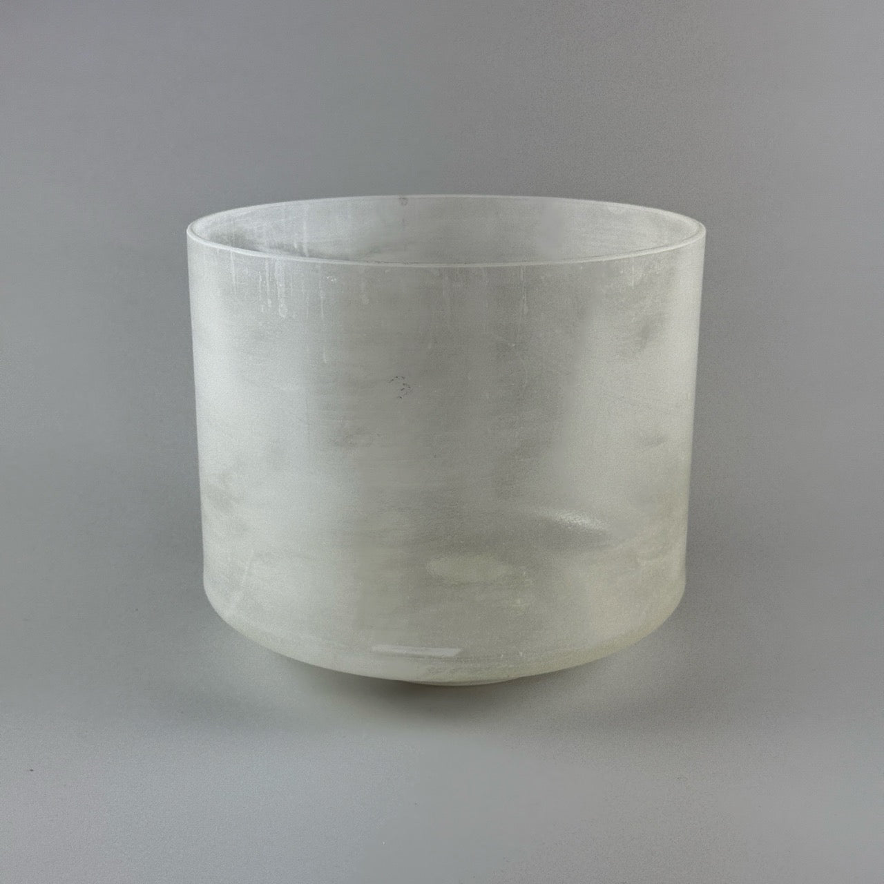 9” D-40 Great Salt Lake, Lemon Aura Gold Alchemy™ Crystal Bowl (Side View)